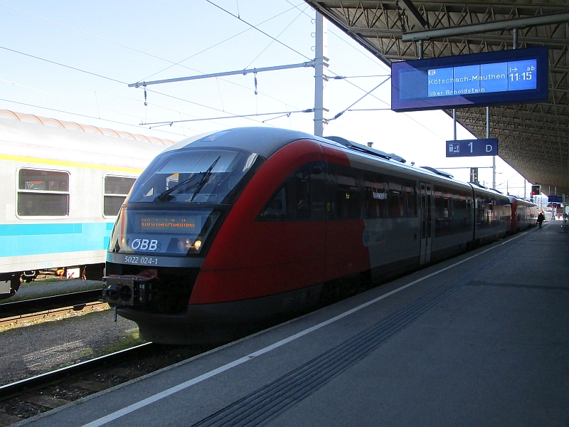Desiro-Triebwagen (Baureihe 5022) zur Fahrt nach Kötschach-Mauthen