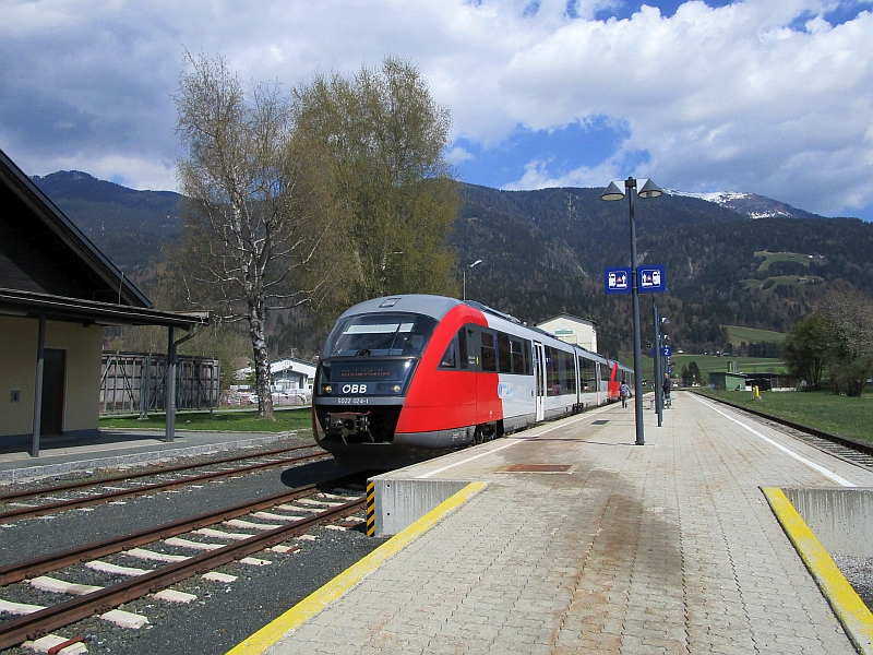 Desiro-Triebzüge nach der Ankunft in Kötschach-Mauthen