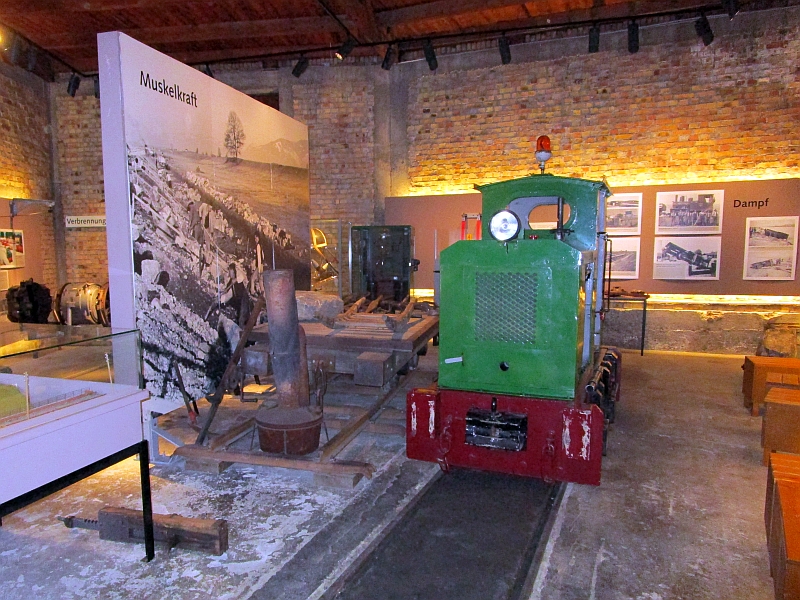 Diesellok 'Wald' im Museum Rhein-Schauen