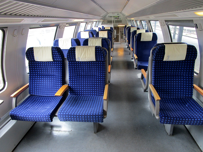 Erste Klasse im Regional-Express von Haltingen nach Weil am Rhein