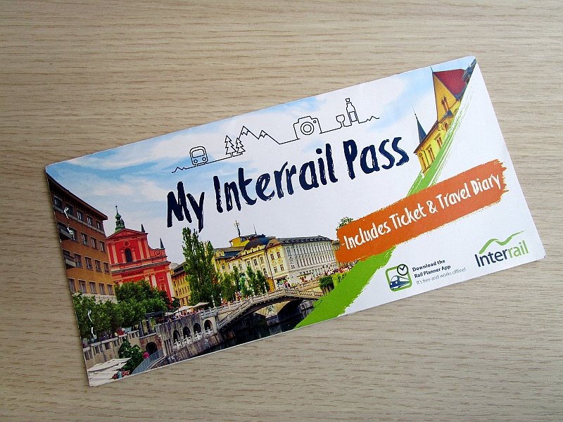 Umschlag des Interrail-Tickets mit Motiv der Franziskanerkirche