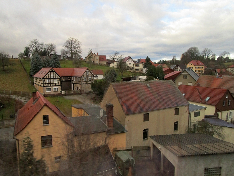 Blick aus dem Zugfenster auf Oberndorf