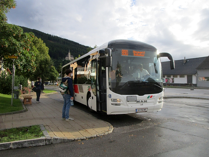 Bus nach der Ankunft in Tamsweg