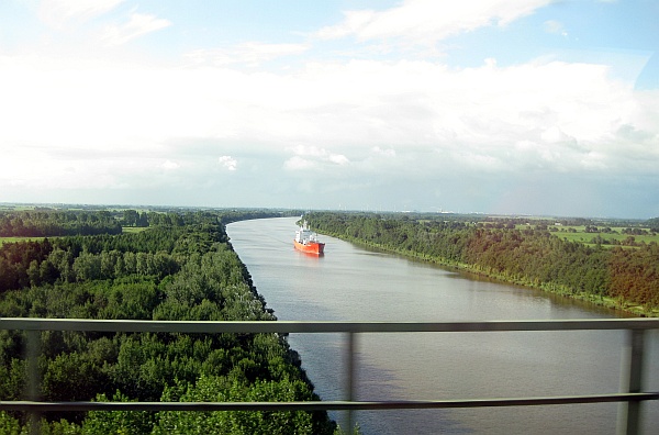 Brücke von Hochdonn über den Nord-Ostsee-Kanal