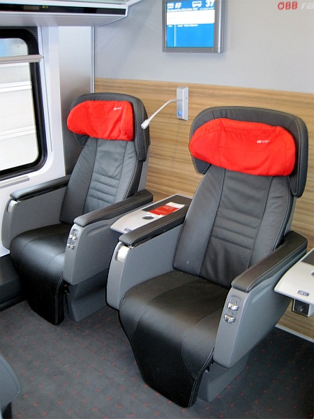 Sitze in der Premium-Class im Railjet