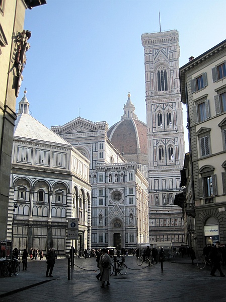 Duomo di Santa Maria del Fiore mit dem Campanile
