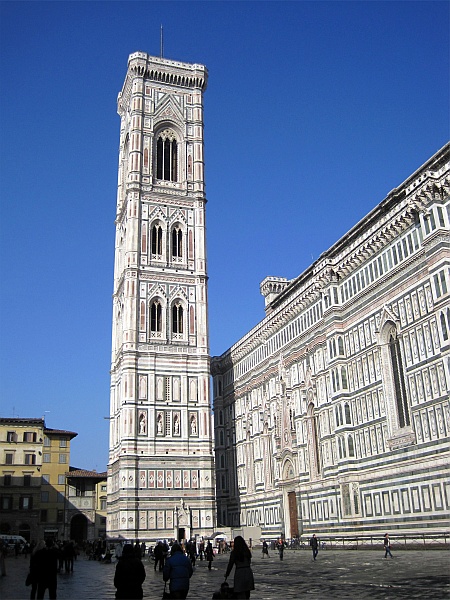 Duomo di Santa Maria del Fiore mit dem Campanile