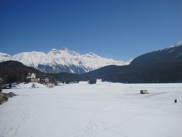 Eis auf dem St. Moritzersee