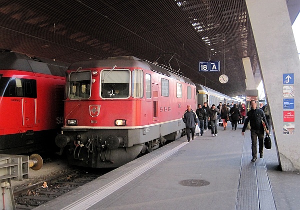 Gäubahn-IC nach Stuttgart in Zürich
