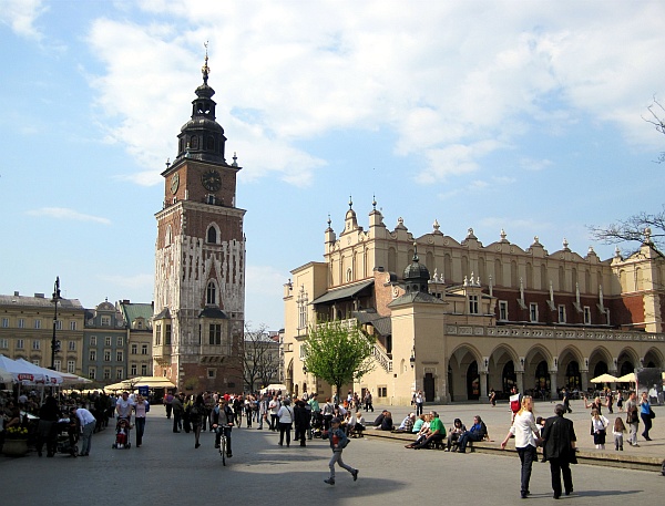 Rathausturm und Tuchhallen von Krakau