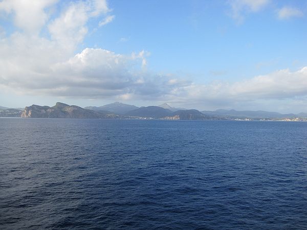 Fahrt entlang der Küste von Mallorca