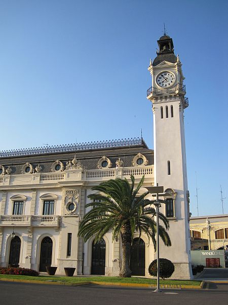 Edifcio del Reloj, Uhrturm am Hafen von Valencia