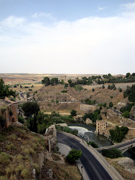 Blick von Toledo auf den Fluss Tajo