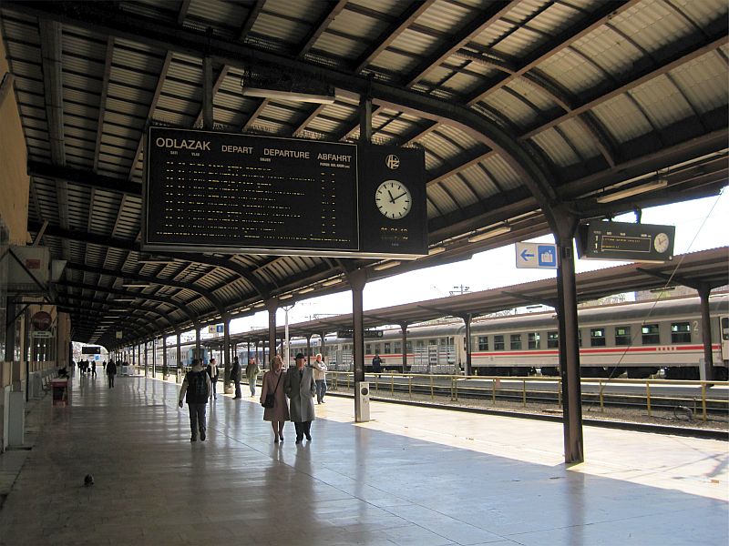 Am Bahnsteig in Zagreb