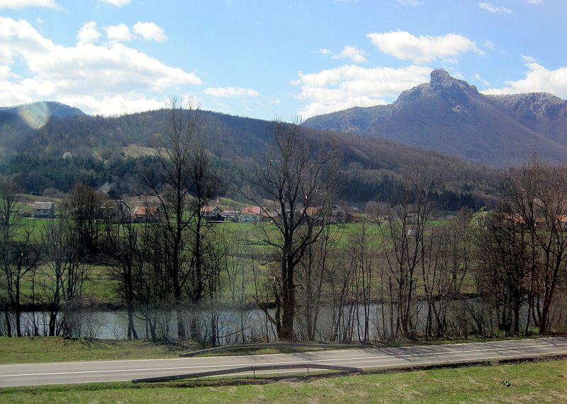 Fahrt zwischen Karlovac und Moravice