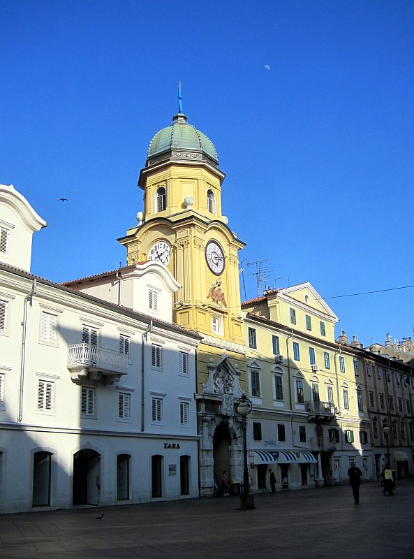 Stadttor mit Uhrturm von Rijeka