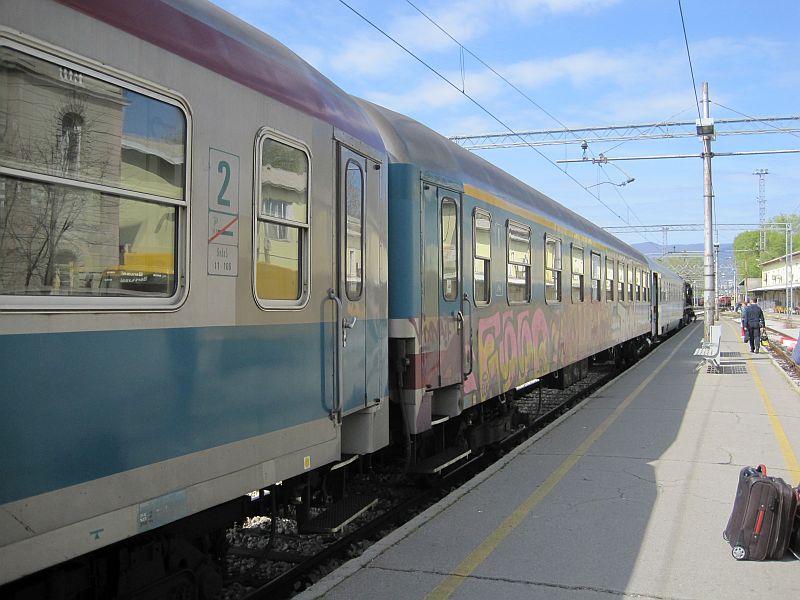 Schnellzug von Rijeka nach Ljubljana
