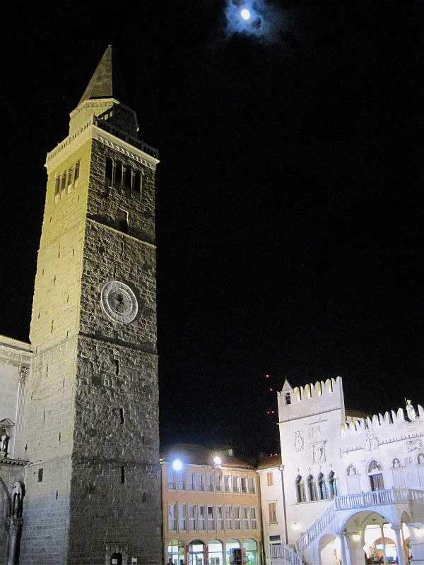 Abend an der Kathedrale von Koper