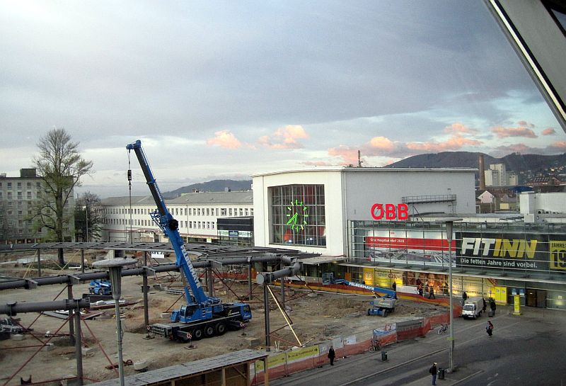 Blick auf den Hauptbahnhof von Graz