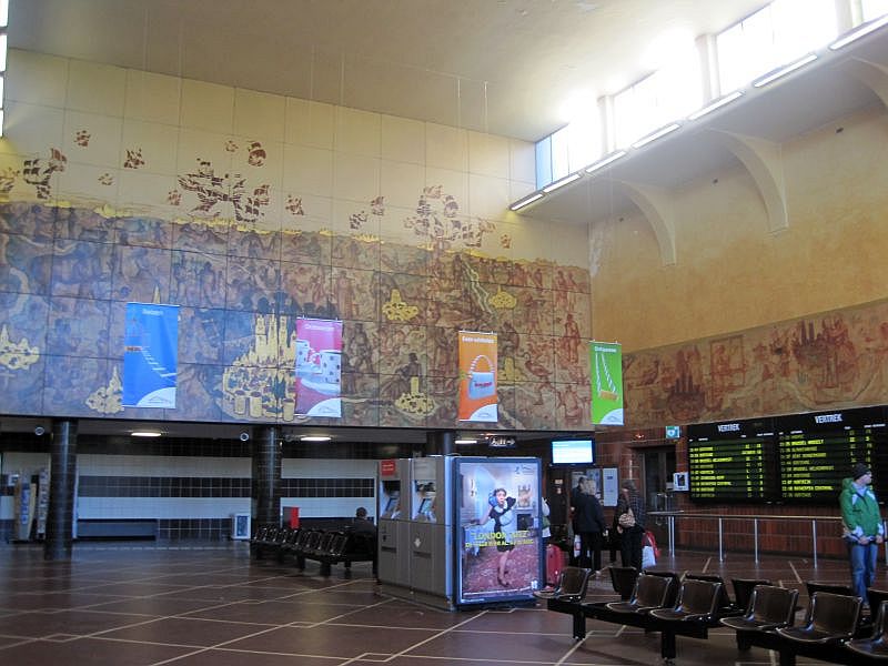 Bahnhofsgebäude Brügge
