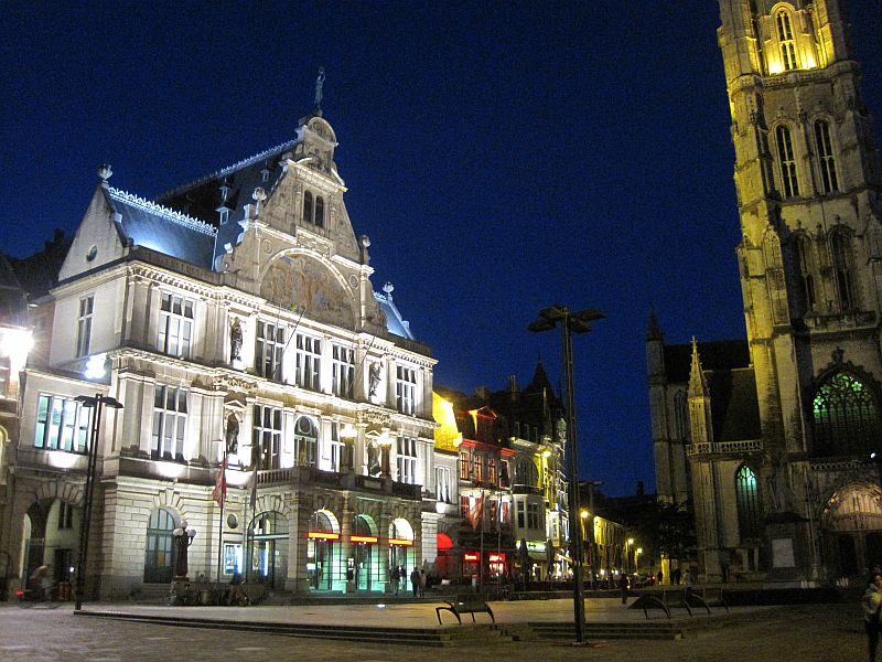 Gent bei Nacht