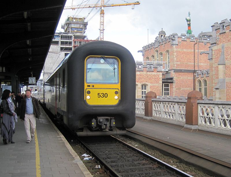 Intercity von Gent nach Antwerpen