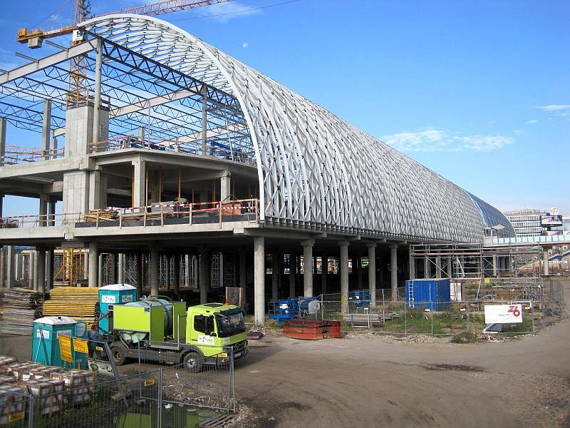Rohbau des neuen Bahnhofs von Posen (Poznań)