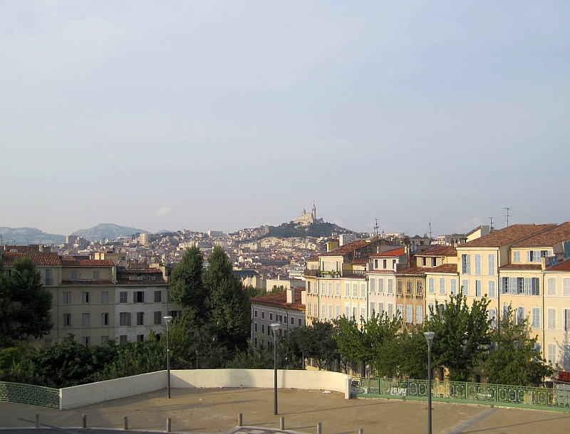 Blick vom Bahnhof St. Charles über Marseille