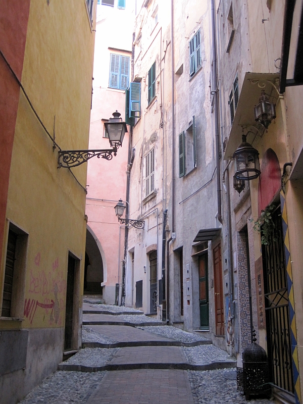 Altstadtgassen im La Pigna Sanremo