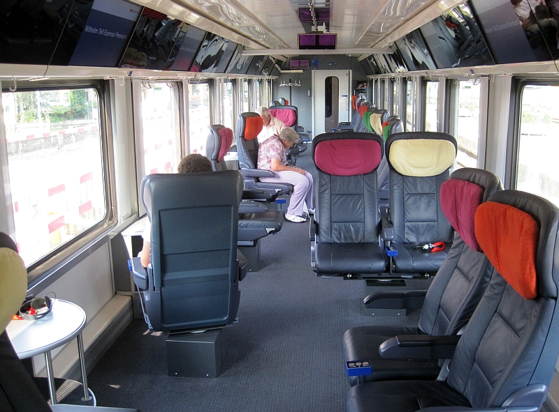 Drehstuhlwagen Salon Liberté im Wilhelm-Tell-Express
