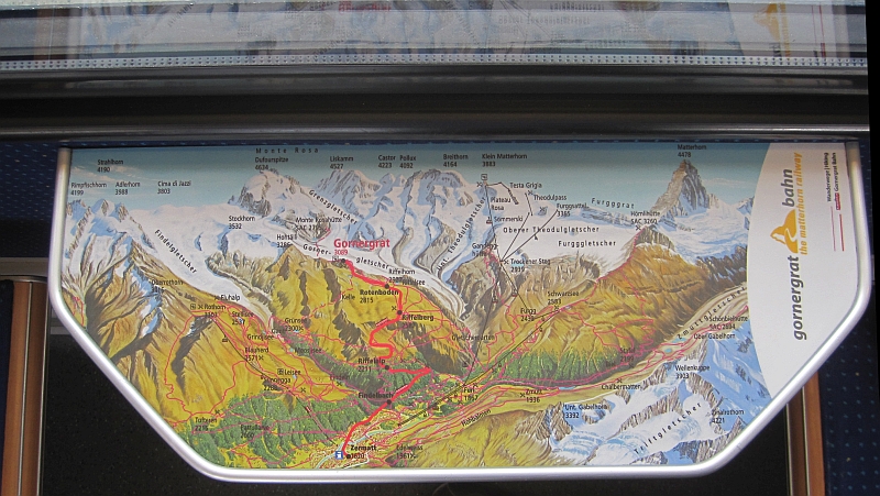 Streckenkarte auf dem Tisch der Gornergratbahn