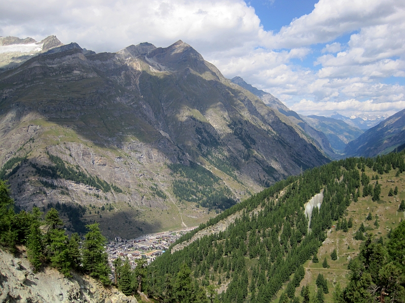 Blick auf Zermatt bei der Talfahrt
