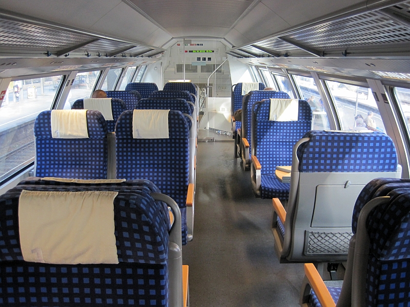 1. Klasse im Interregio-Express von Karlsruhe nach Stuttgart