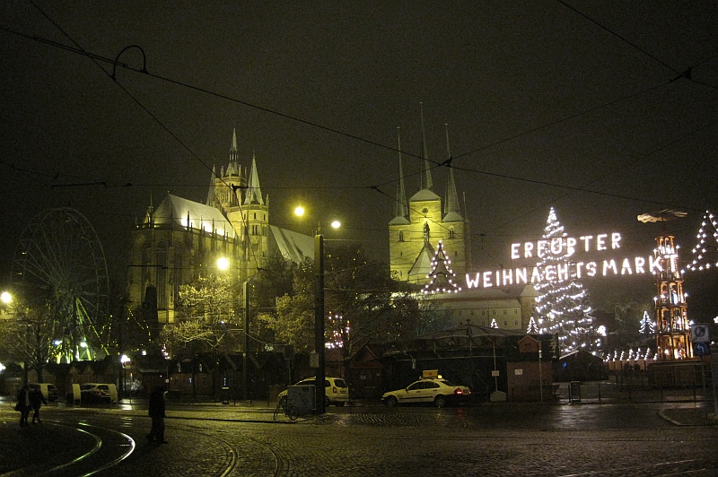 Erfurter Weihnachtsmarkt mit Dom und Severikirche