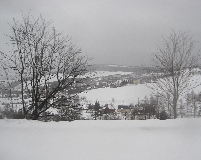 Fahrt durch das verschneite Erzgebirge