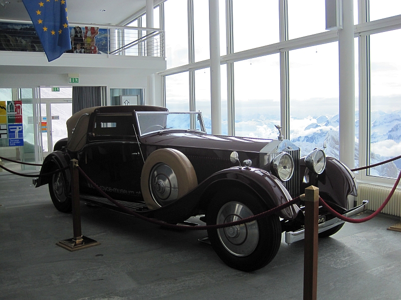 Rolls Royce auf dem Säntis-Gipfel