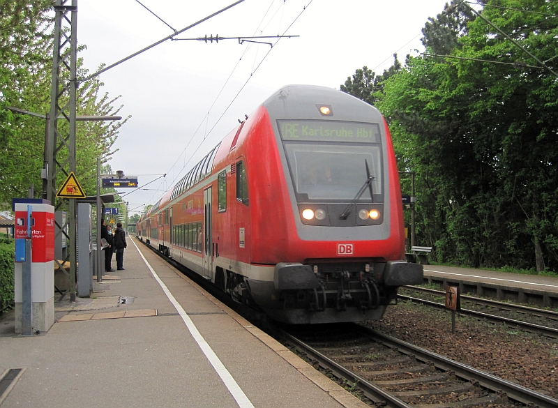IRE der Schwarzwaldbahn in Allensbach