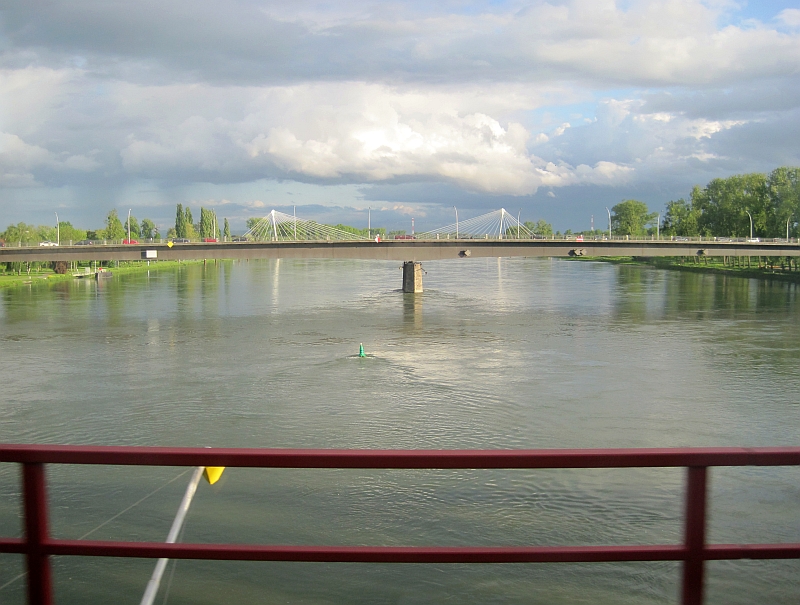 Fahrt mit der OSB über den Rhein