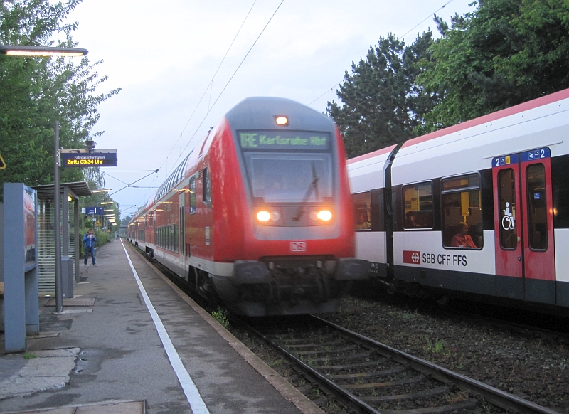 IRE-Zug der Schwarzwaldbahn in Allensbach