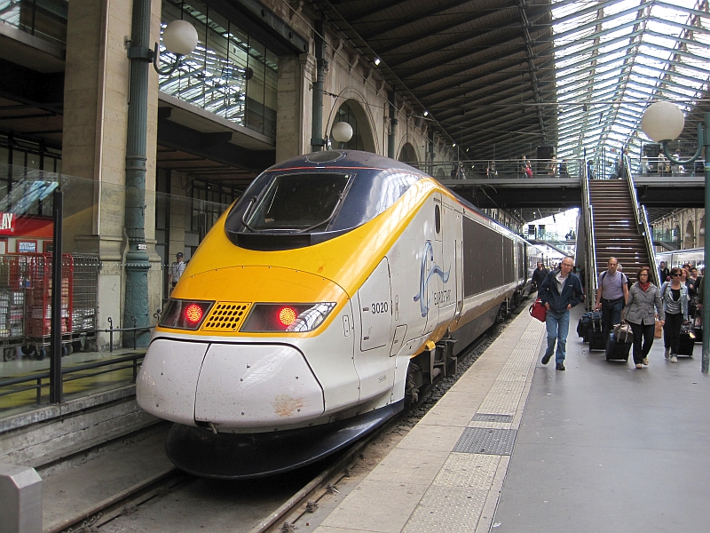 Eurostar-Zug im Bahnhof Paris Gare du Nord