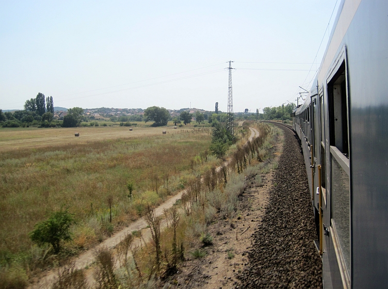 Bahnfahrt zwischen Székesfehérvár und Veszprém