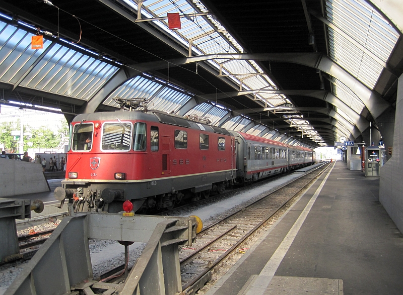EN 464 'Zürichsee' im Hauptbahnhof Zürich