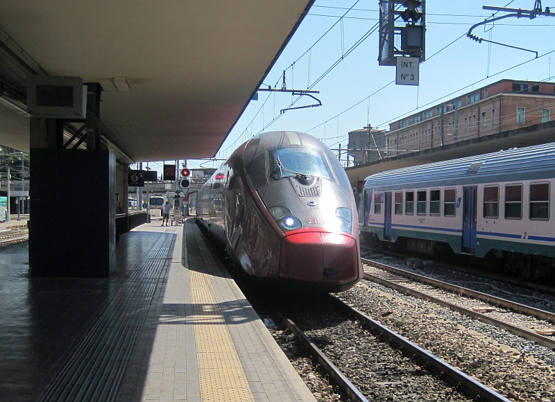 .italo-Schnellzug von NTV in Bologna