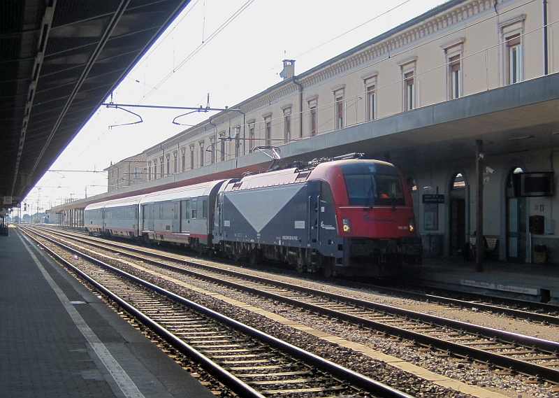 MICOTRA-Zug nach Villach in Udine
