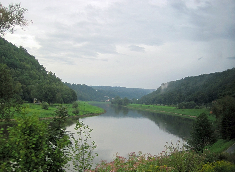 Fahrt durch das Elbtal