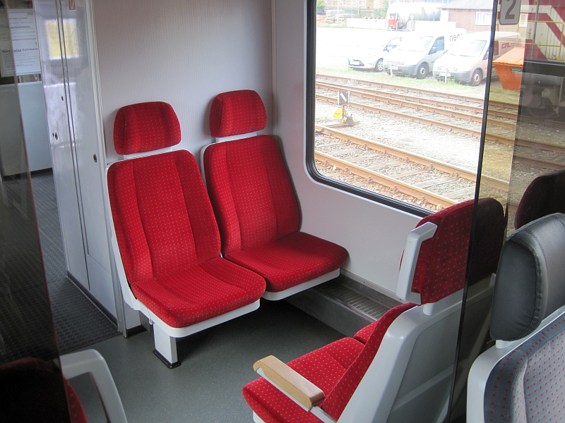 1. Klasse im neg-Triebwagen (Baureihe 628/629=