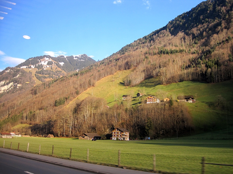 Fahrt auf der Luzern-Stans-Engelberg-Bahn
