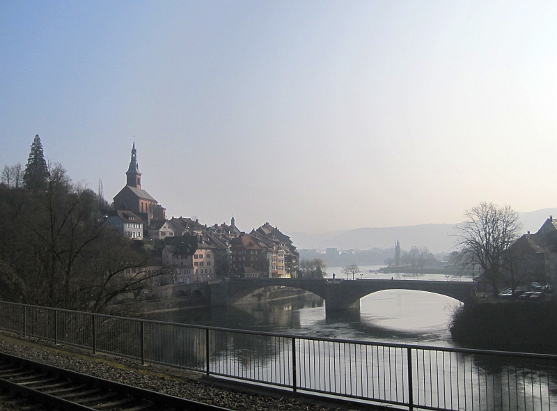 Laufenburg mit der Laufenbrücke über den Rhein