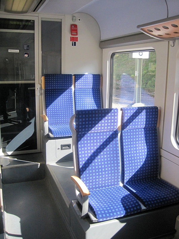 Innenraum 1. Klasse im Triebzug der Baureihe 426