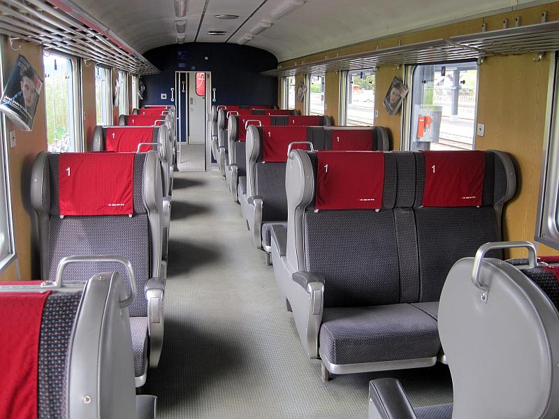 Innenbild 1. Klasse 'Gipfeli-Express' EW I